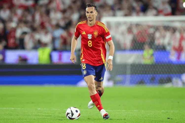 Fabian Ruiz: So sánh với Zidane thực sự được đánh giá quá cao; tôi hy vọng đội có thể duy trì phong độ