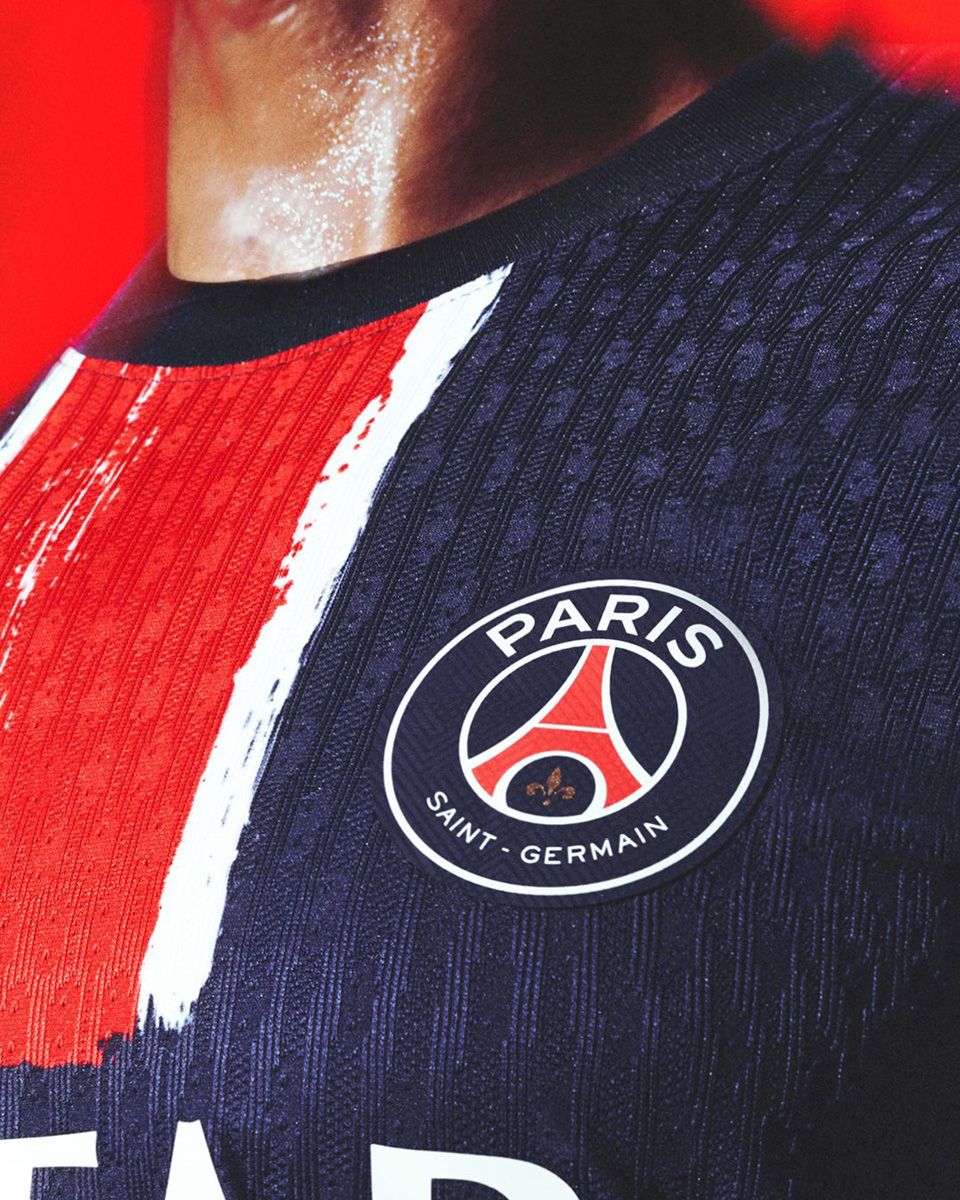 Áo đấu sân nhà của Paris Saint Germain 2024-25