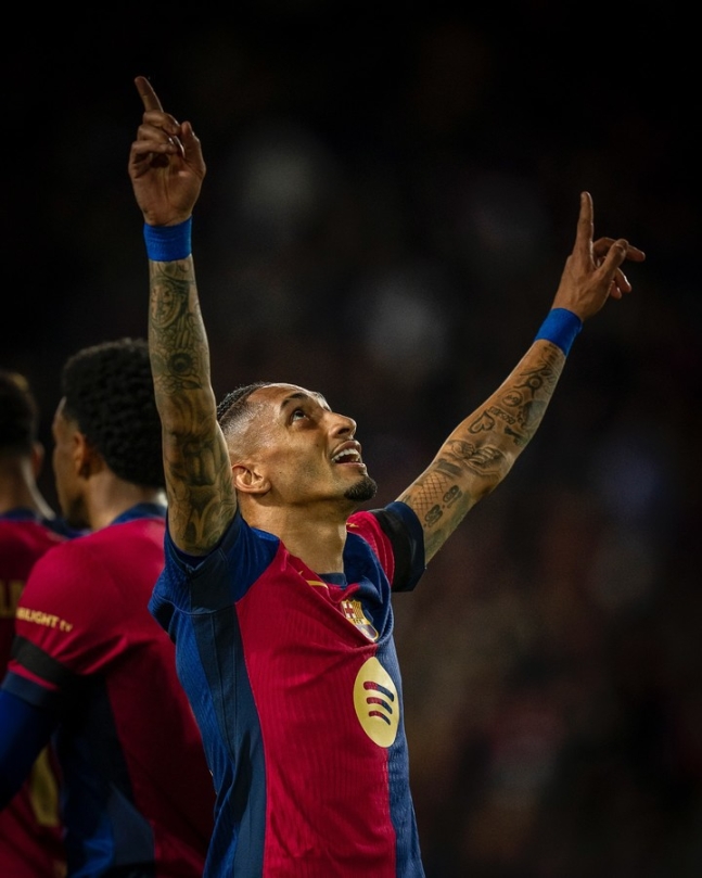 바르셀로나, 벤피카 꺾고 UCL 8강 진출...'하피냐 2골 1도움'