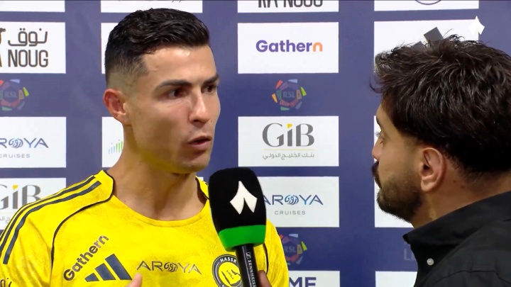 Ronaldo ghi bàn thứ 970 trong sự nghiệp! Al Nassr 2-0 Al Ahli, chuỗi 16 trận thắng liên tiếp tại giải VĐQG, bỏ xa đội thứ hai 8 điểm khi đấu nhiều hơn 1 trận