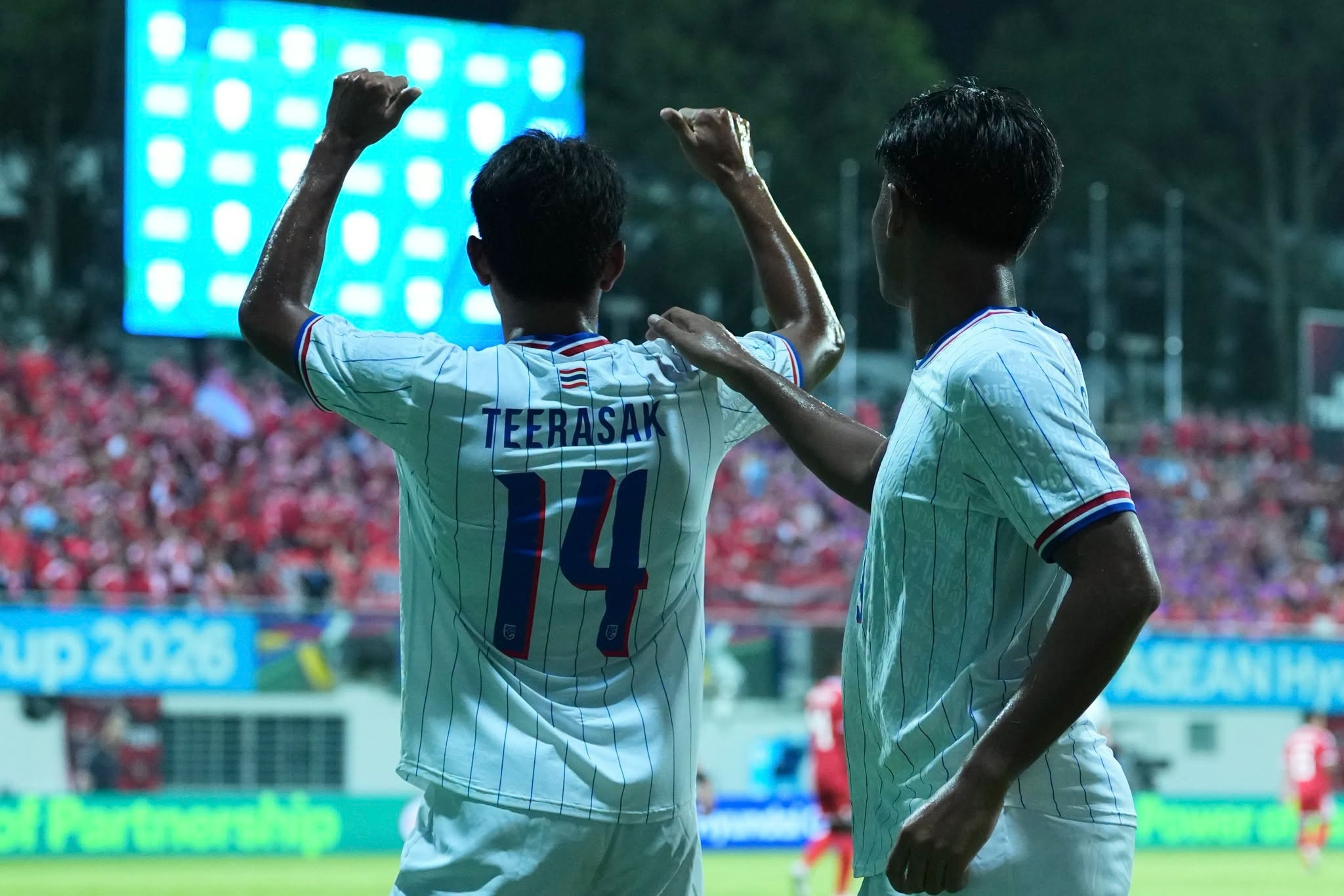 Tiền đạo Thái Lan Teerasak có nguy cơ nghỉ các trận đấu còn lại vì chấn thương
