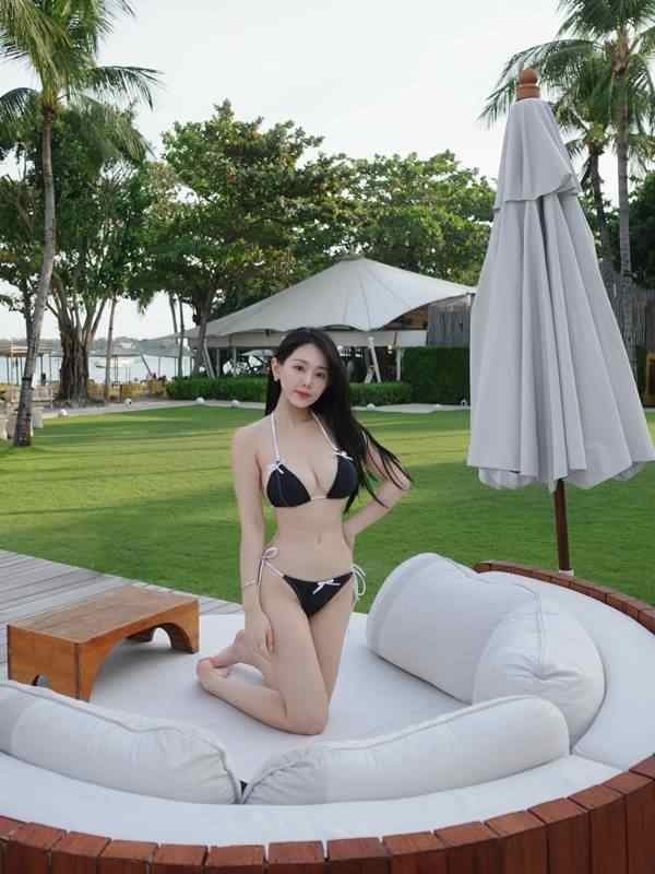 ภาพฮือฮา ครูสอนเลขสุดฮอตในไต้หวัน อวดภาพบิกินี่เซ็กซี่ในไทย ทำโซเชียลแตก คนแห่อยากเรียนพิเศษ