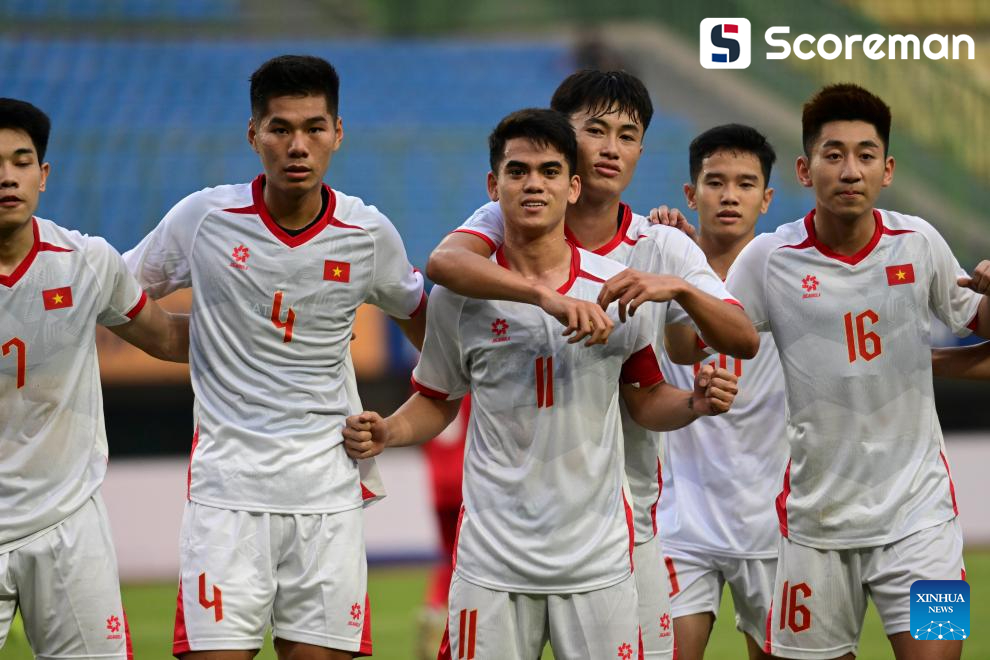 김상식 감독이 이끄는 베트남, 하혁준호 라오스 3-0 완파