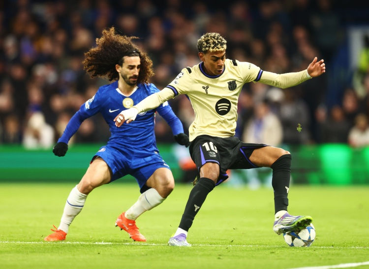 Lewis Hall: Đối đầu trực tiếp với Yamal là thử thách đỉnh cao