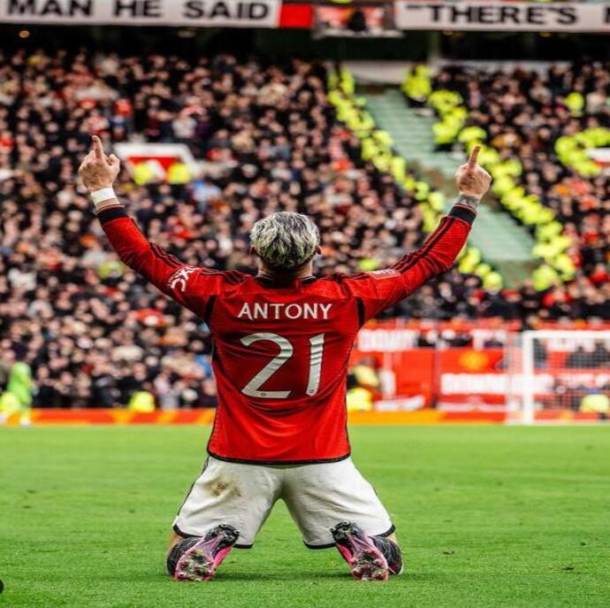 The passion 😍 Let’s do this, United!
