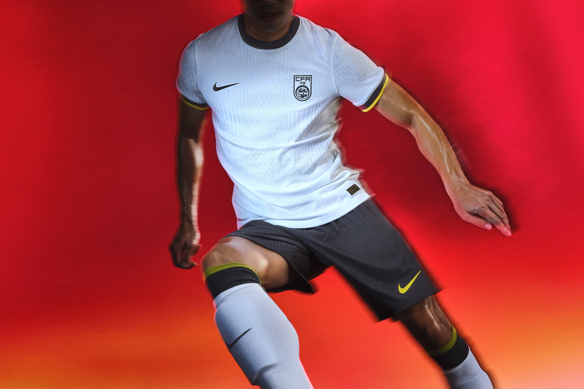 ​Áo đấu sân nhà và sân khách của đội tuyển quốc gia Trung Quốc mùa giải 2024-25