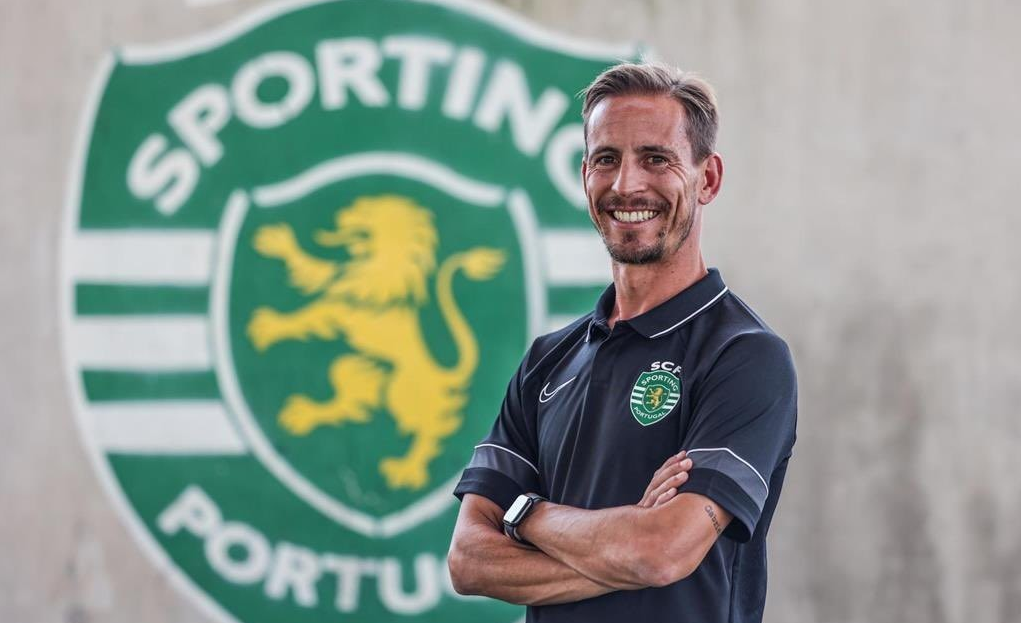 Sporting Lisbon assistant coach and second team head coach João Pereira is expected to succeed Amorim