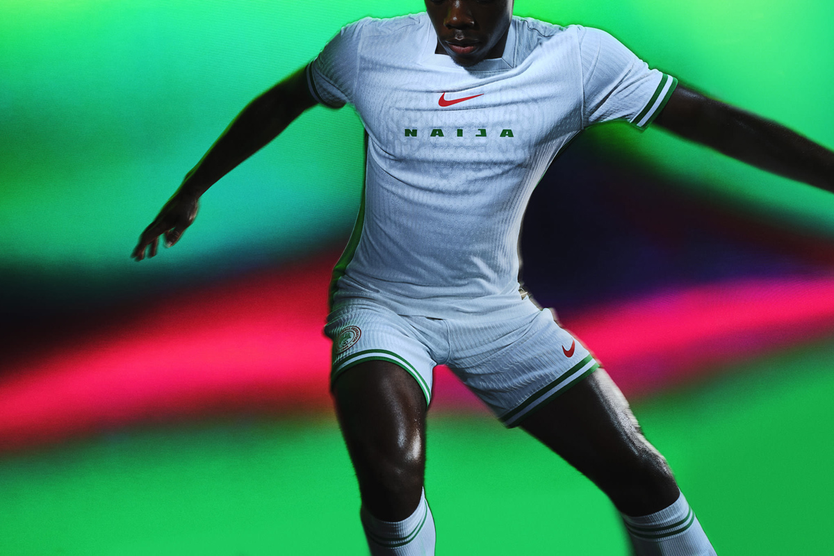 Áo đấu sân nhà và sân khách của TĐQG Nigeria mùa giải 2024-25