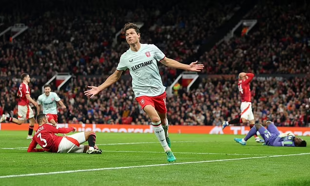 Kết quả Europa League: Manchester United 1-1 Twente Enschede