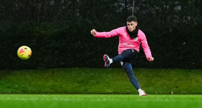 ยักษ์ชนยักษ์! หงส์แดง เปิดรังดวล เรือใบสีฟ้า ศึกพรีเมียร์ลีกคืนนี้