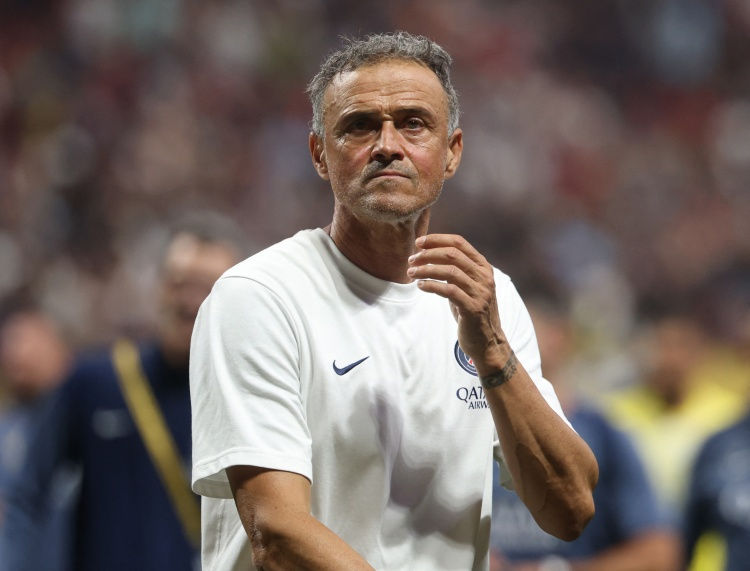 PSG cân nhắc xin hoãn trận gặp Lens để tập trung Champions League