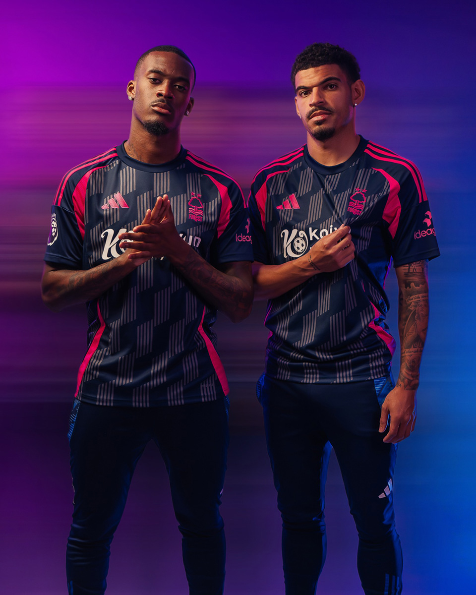 Áo đấu sân khách Nottingham Forest mùa giải 2024-25