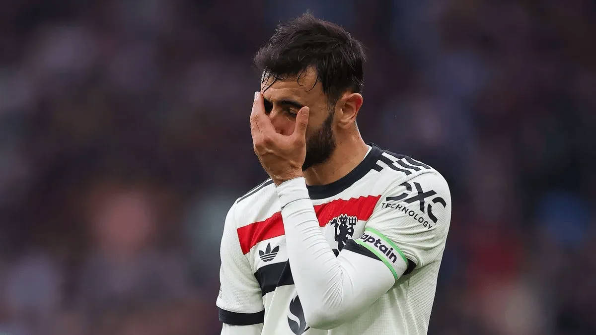 B. Fernandes: Tôi đã nhận được lời đề nghị trong mùa hè & vốn có khả năng rời đi, nhưng Manchester United nói rằng họ cần tôi