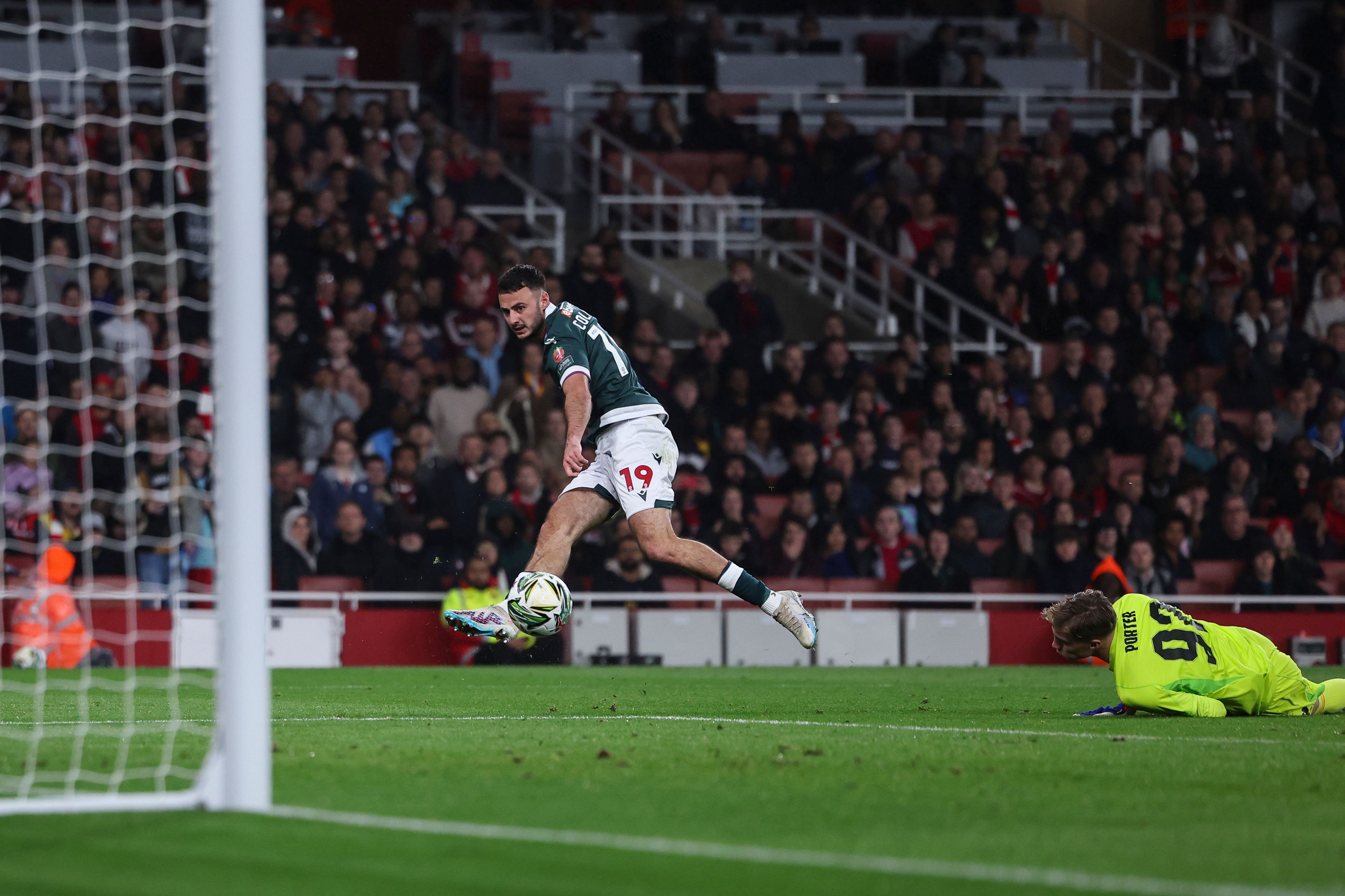 Arsenal Young Stars Shine in Dominant Cup Victory Over Bolton