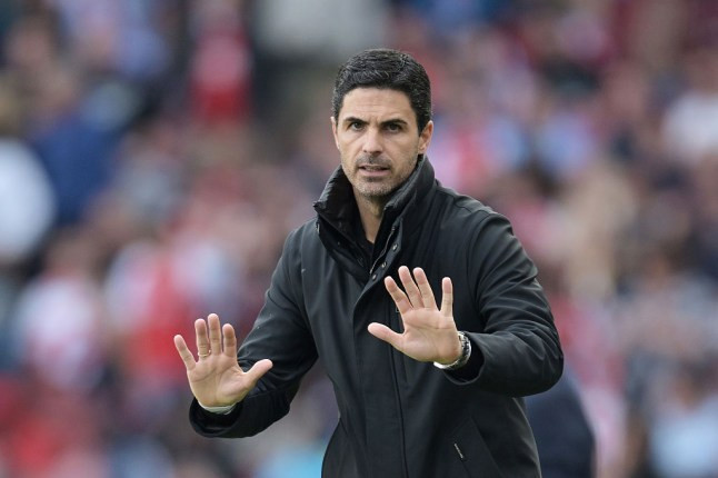Arteta mượn cơ hội “đá xoáy” MU và Tottenham