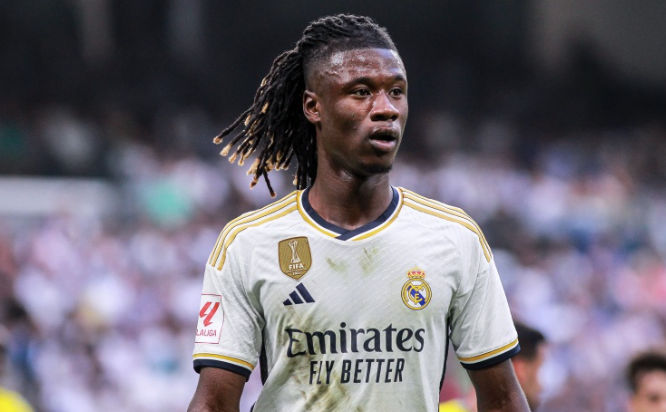 Marca: Xabi Alonso cần tìm đúng vị trí cho Camavinga