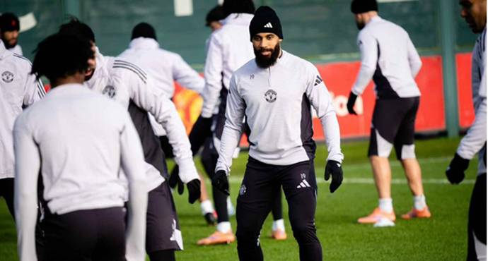 เดิมพัน 3 แต้ม❗ วูล์ฟฯ จะเซอร์ไพรส์ หรือแมนยูฯ จะโชว์ความเก๋า❓