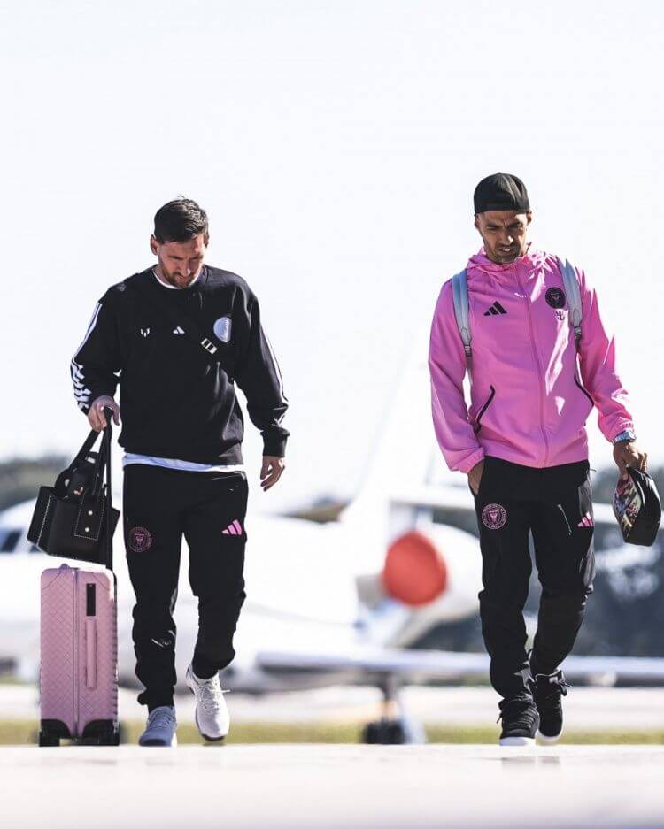 Inter Miami đăng ảnh lên đường tới Ecuador, Messi và Suarez xuất hiện cùng nhau