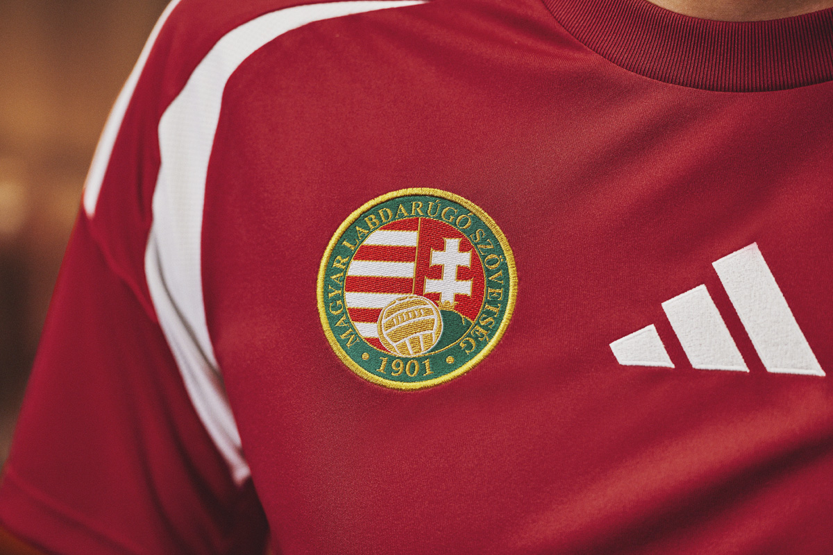 ​Áo đấu sân nhà và sân khách của ĐTQG Hungary cho EURO 2024