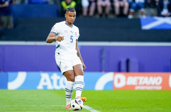 Akanji: Thụy Sĩ đã giành được 6 điểm trong hai trận vòng loại World Cup gần nhất, thật tuyệt vời. Tôi hy vọng sẽ có cơ hội thi đấu cho Inter Milan