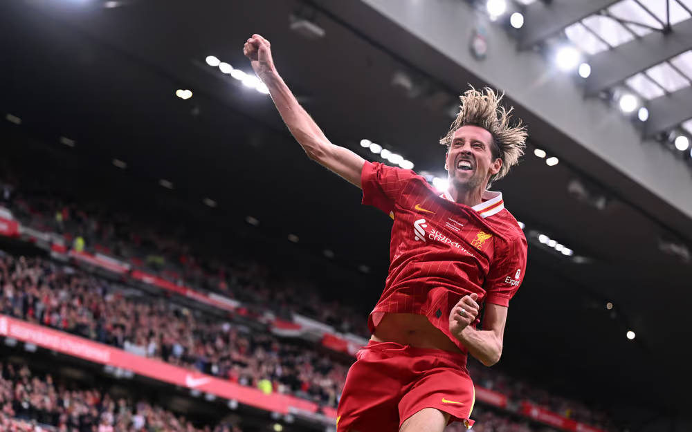 ​Trận đấu từ thiện: Đội huyền thoại Liverpool 2-0 đội huyền thoại Chelsea, Crouch lập cú đúp