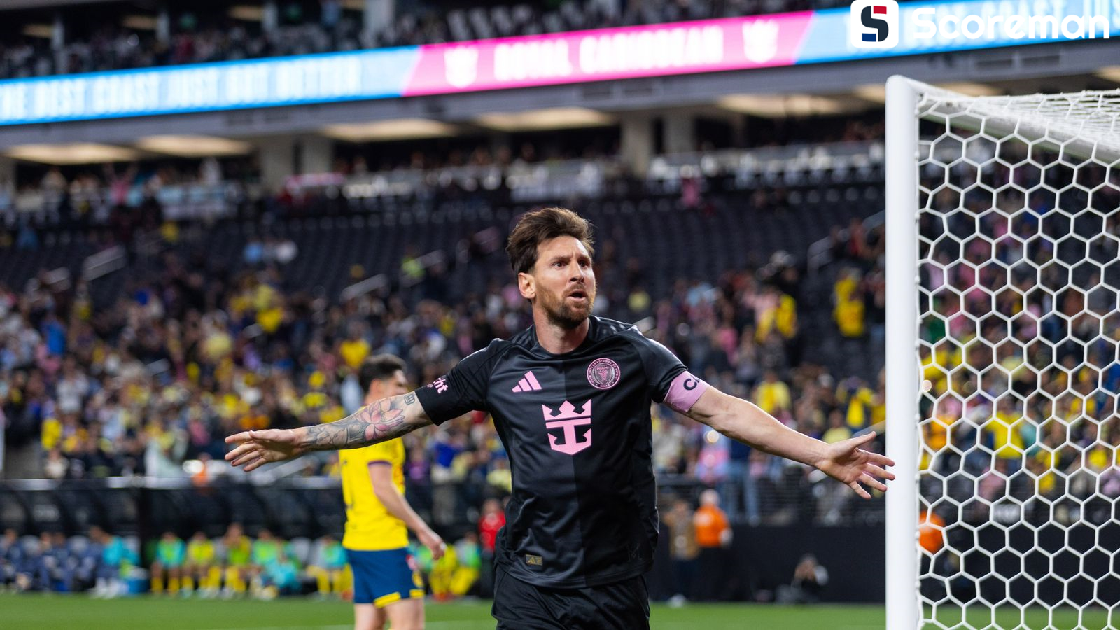 메시, 머리로 2025년 첫 골…인터 마이애미는 승부차기서 3-2로 승리