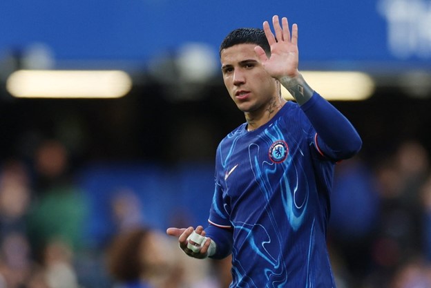 Barcelona dan Inter Milan Amati Situasi Enzo Fernandez di Chelsea
