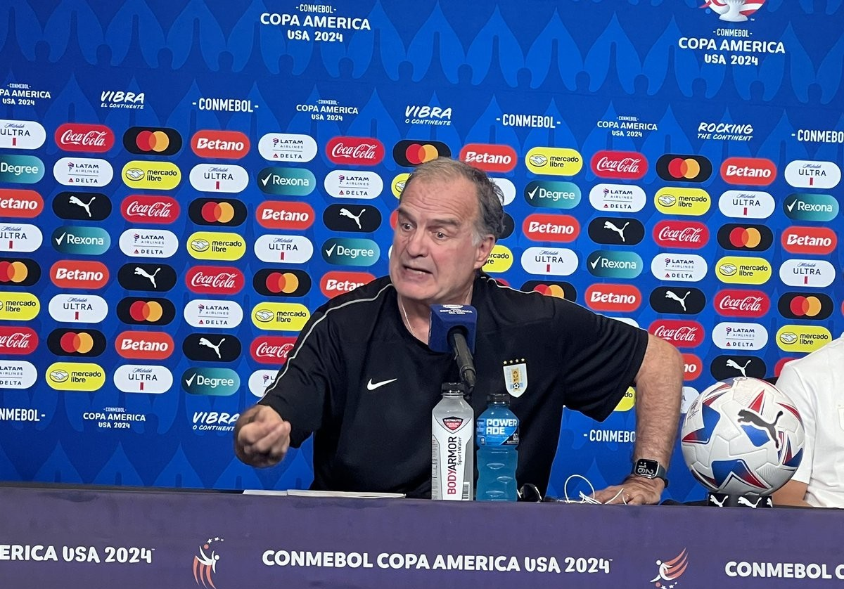 Bielsa: CONMEBOL has prohibited Scaloni from discussing the tournament organization
