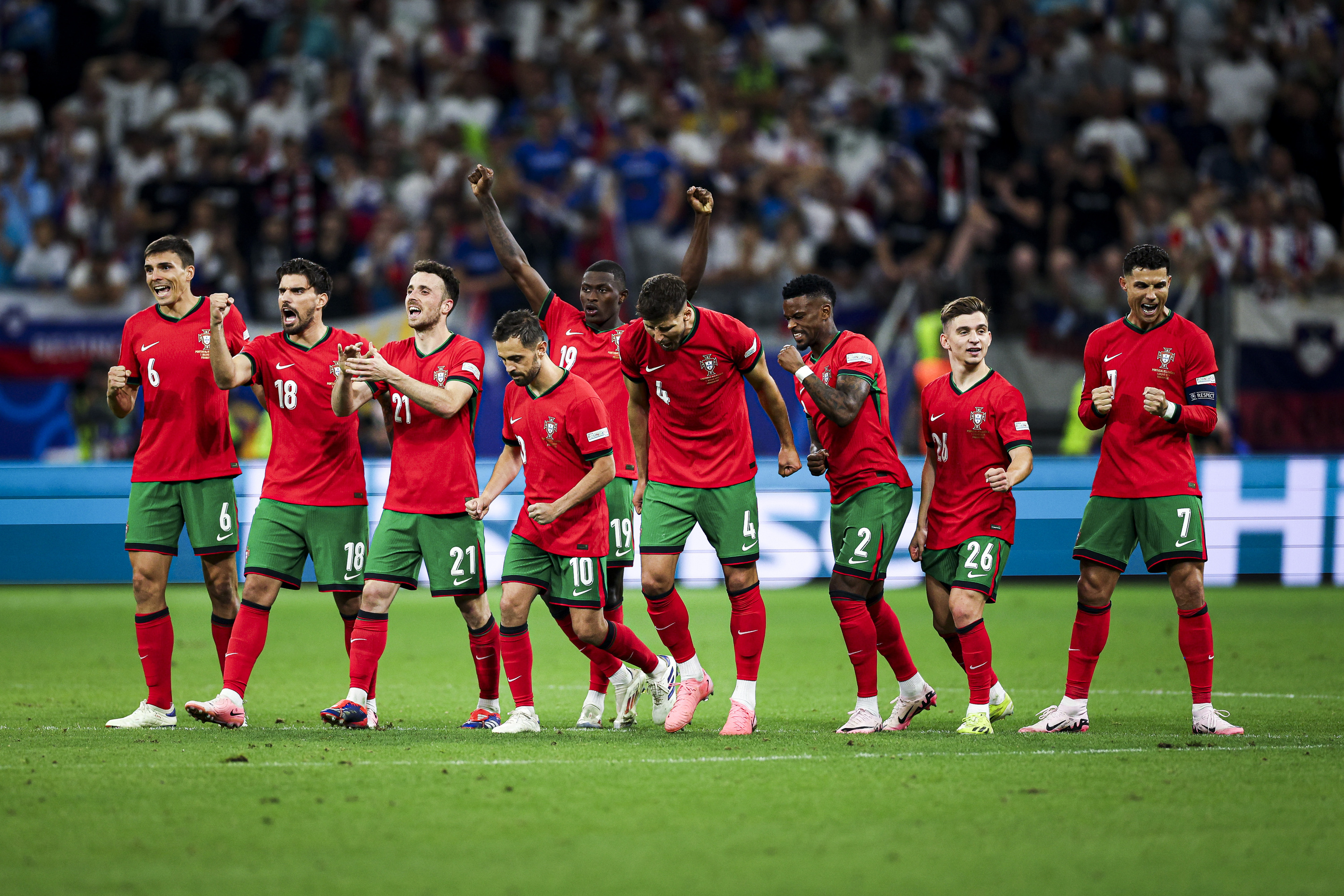 Ảnh đẹp Ronaldo tại EURO 2024