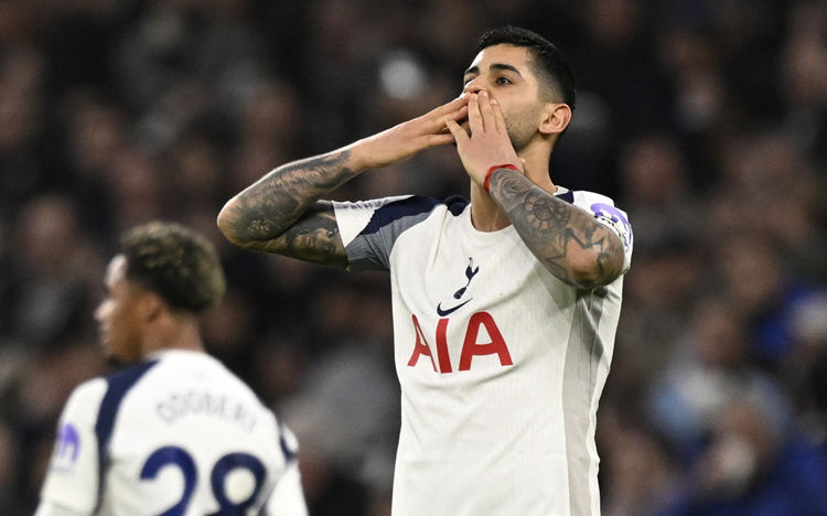 Romano: Tottenham chủ động thông báo bán Romero cho Inter – đội bóng Ý quan tâm nhưng thương vụ phức tạp