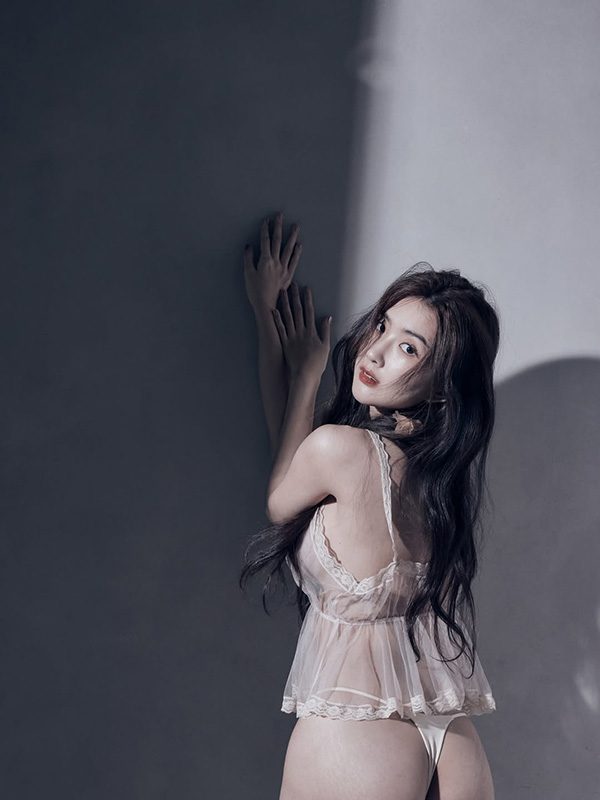 เบียร์ เดอะวอยซ์ เสิร์ฟภาพจากโฟโต้บุ๊ก ลุคเซ็กซี่ขยี้ใจปนแซ่บ ทำโซเชียลแทบลุกเป็นไฟ