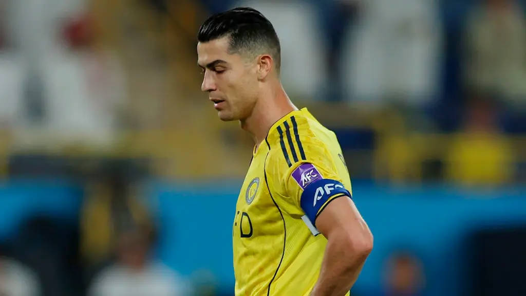 Al Nassr thua Gamba Osaka 0-1, Ronaldo vắng mặt tại lễ trao giải sau trận đấu