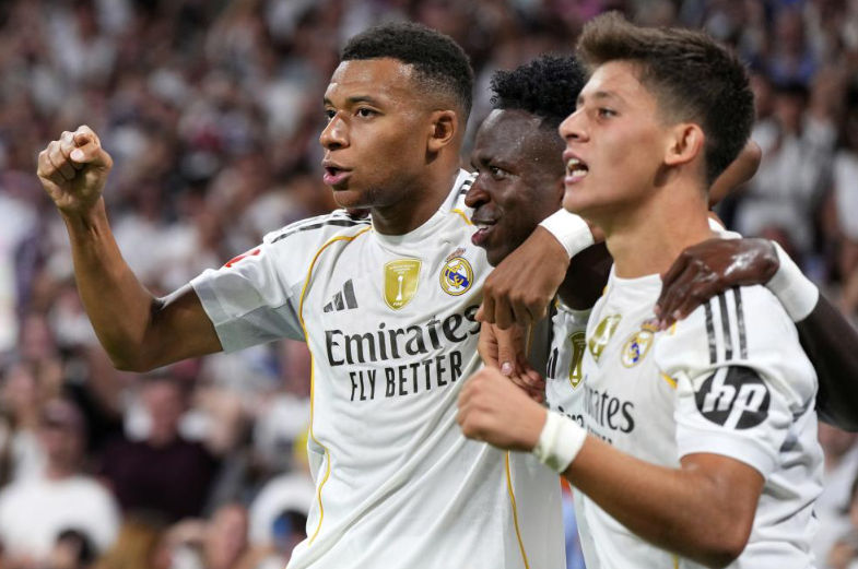 Mbappé đã ghi được 52 bàn thắng cho đội tuyển Pháp, vượt qua Henry để trở thành cầu thủ ghi nhiều bàn thắng thứ hai trong lịch sử đội tuyển Pháp