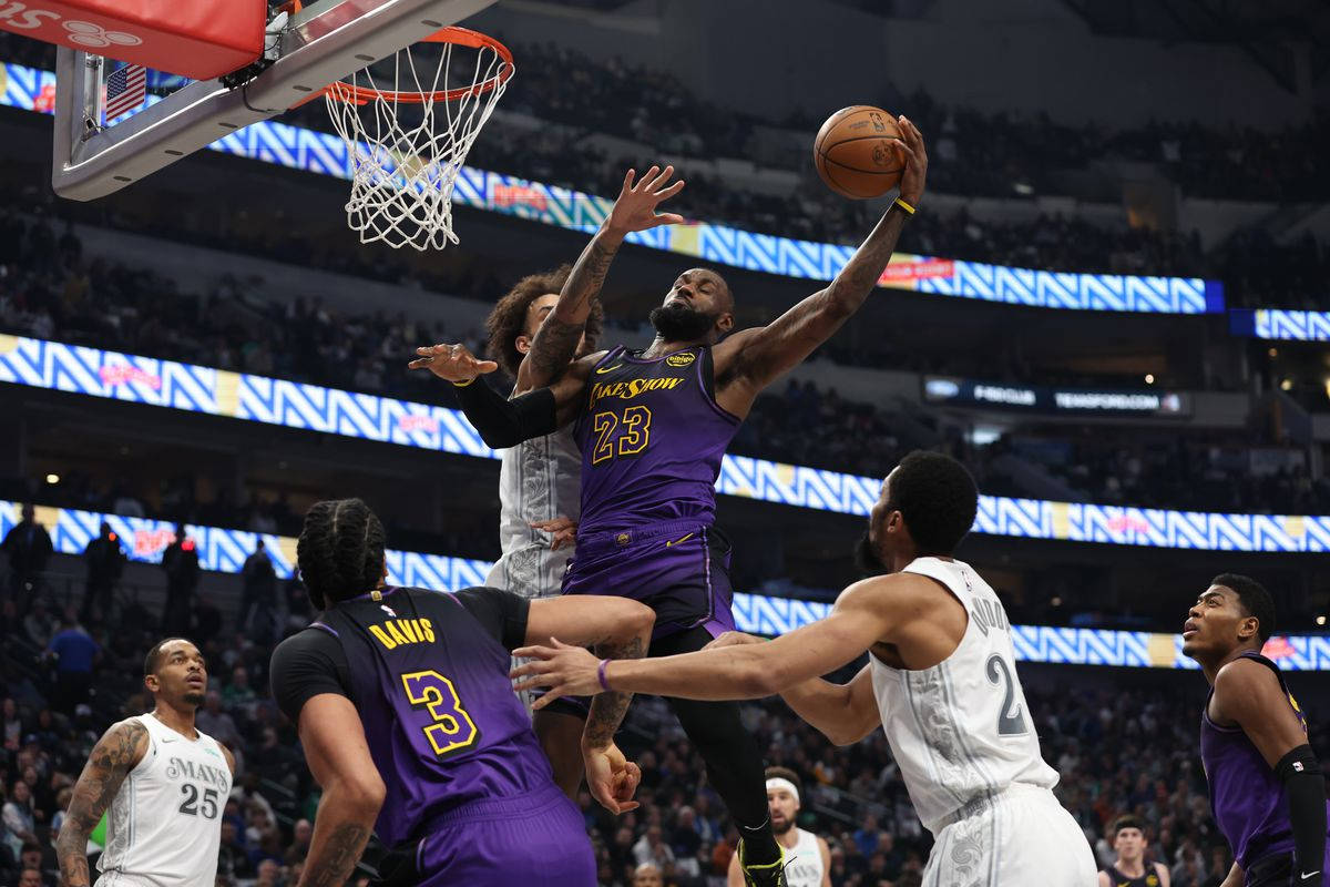 Mavericks 118-97 đánh bại Lakers chấm dứt chuỗi 5 trận thua