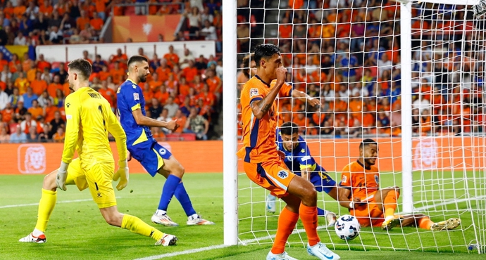 ยิงกันกระจาย 