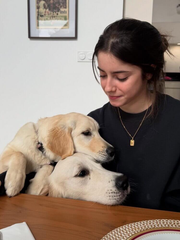 Cặp đôi quá hợp! João Neves và bạn gái khiến mạng xã hội bùng nổ