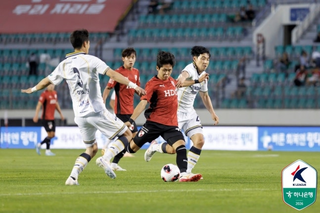 부산, 충남아산과 2-2 무승부…K리그2 선두로 월드컵 휴식기 돌입