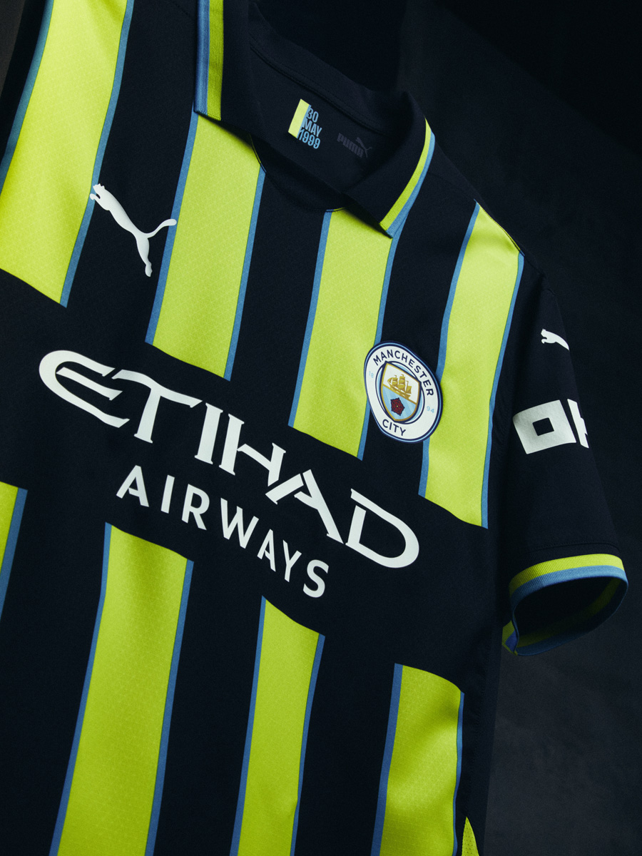 Áo đấu sân khách Manchester City cho mùa giải 2024-25