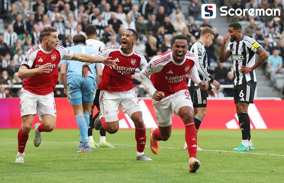 아스널, 뉴캐슬 원정서 2-1 역전승... '메리노-마갈량이스 극장골'