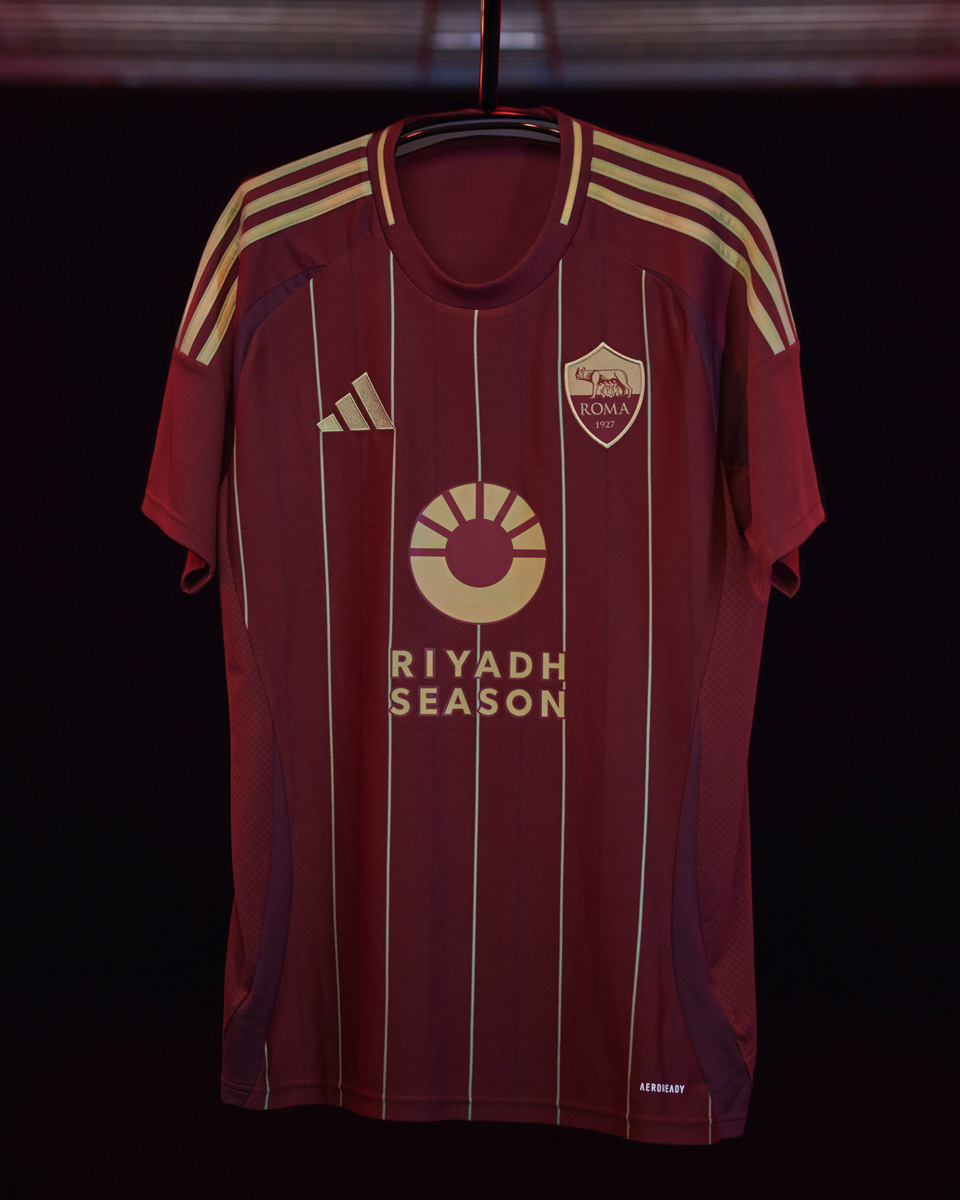 Áo đấu sân nhà Roma cho mùa giải 2024-25