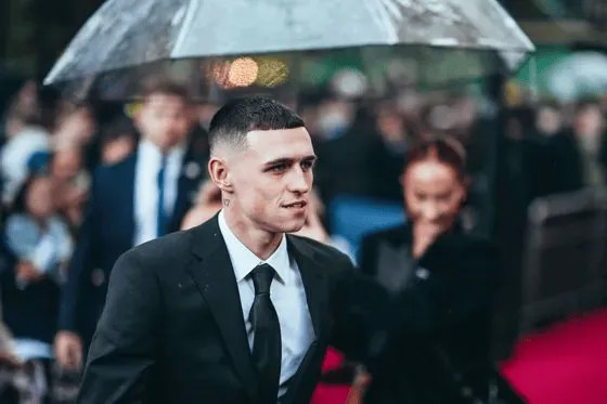 Foden: cảm ơn Guardiola và các đồng đội của tôi vì sự giúp đỡ của họ