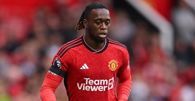 Đáng ra M.U phải tống khứ Wan-Bissaka sớm hơn