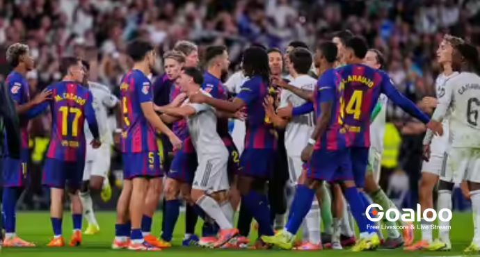 Real Madrid Edge Barcelona 2-1 in Tense El Clásico Showdown