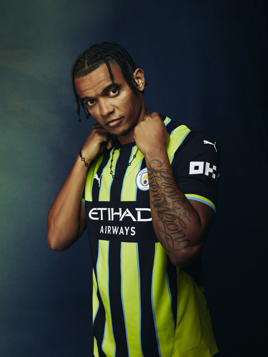 Áo đấu sân khách Manchester City cho mùa giải 2024-25