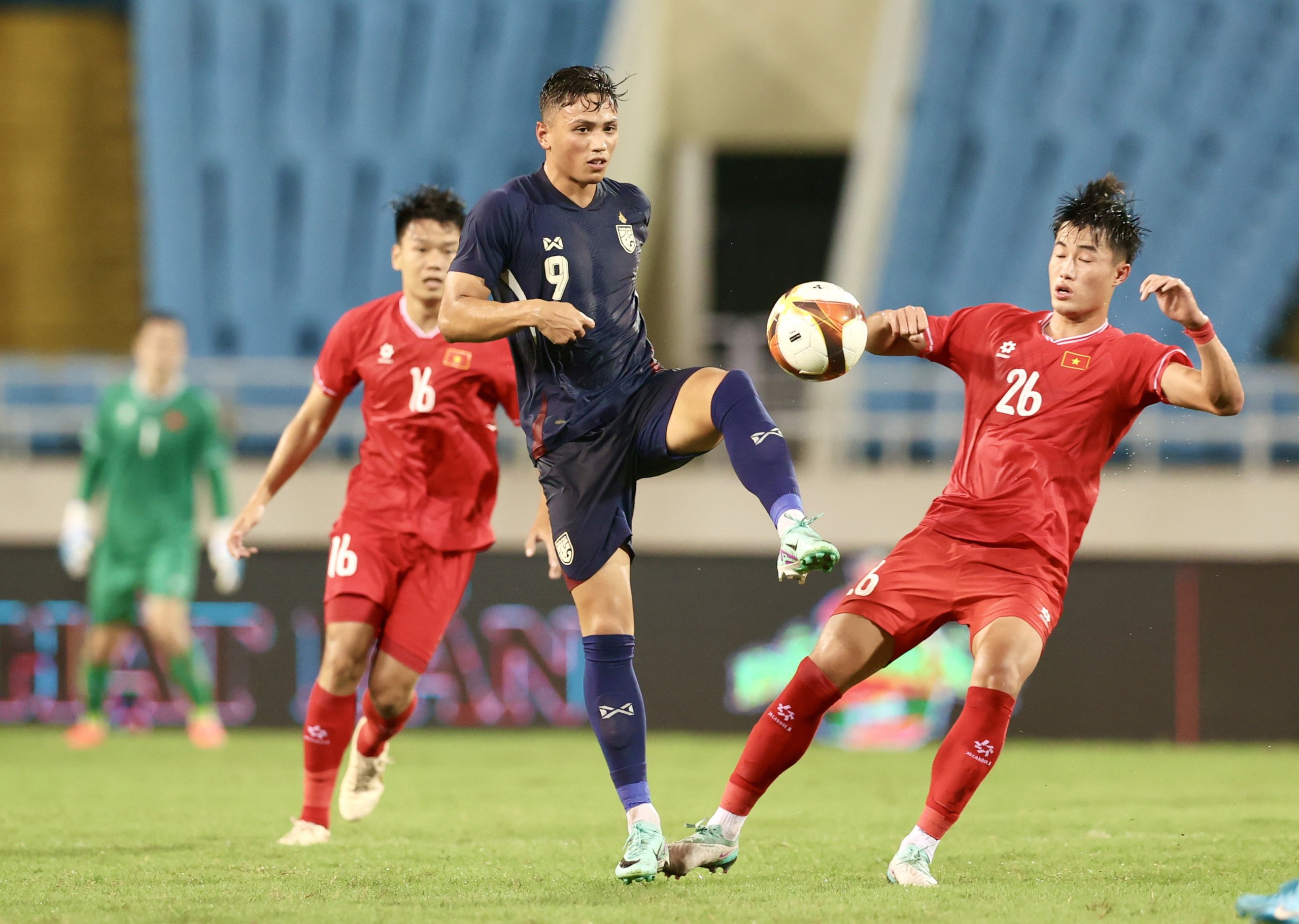 Kết quả Việt Nam 1-2 Thái Lan