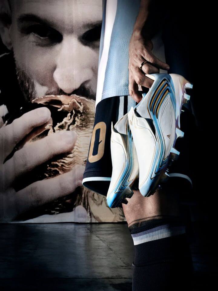 Vũ điệu cuối cùng! Adidas ra mắt giày đấu World Cup của Messi: Tango Hồi Kết