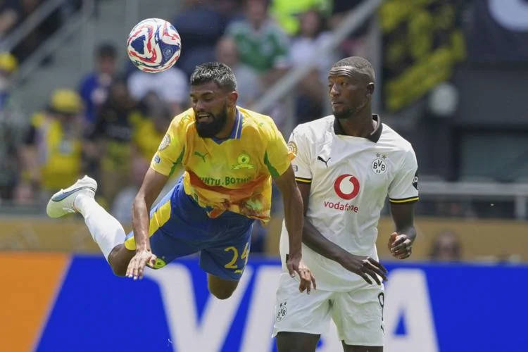 Mamelodi Sundowns 3-4 Dortmund | Thủ môn Mamelodi Sundowns đá phản lưới nhà, đội ngược dòng thất bại