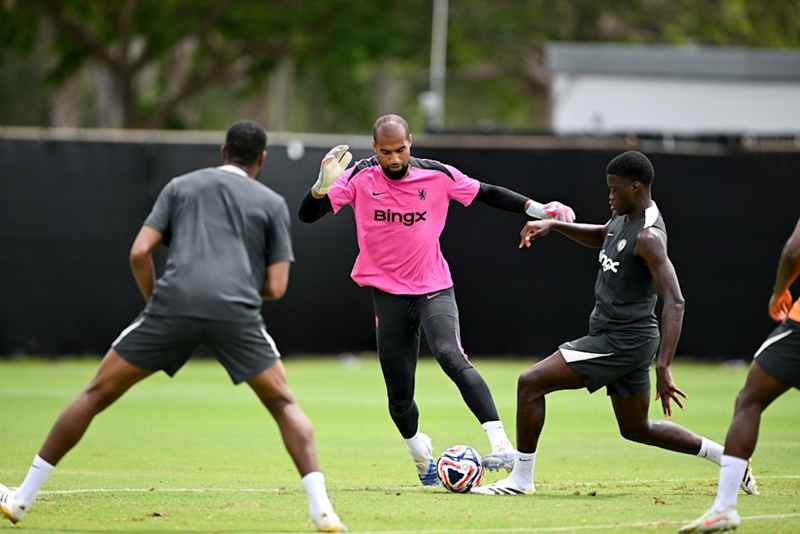 ​ภาพฝึกซ้อม-เชลซี ปะทะ ฟลูมิเนนเซ่ ชิงตั๋วรอบชิงฯ ศึกสโมสรโลก