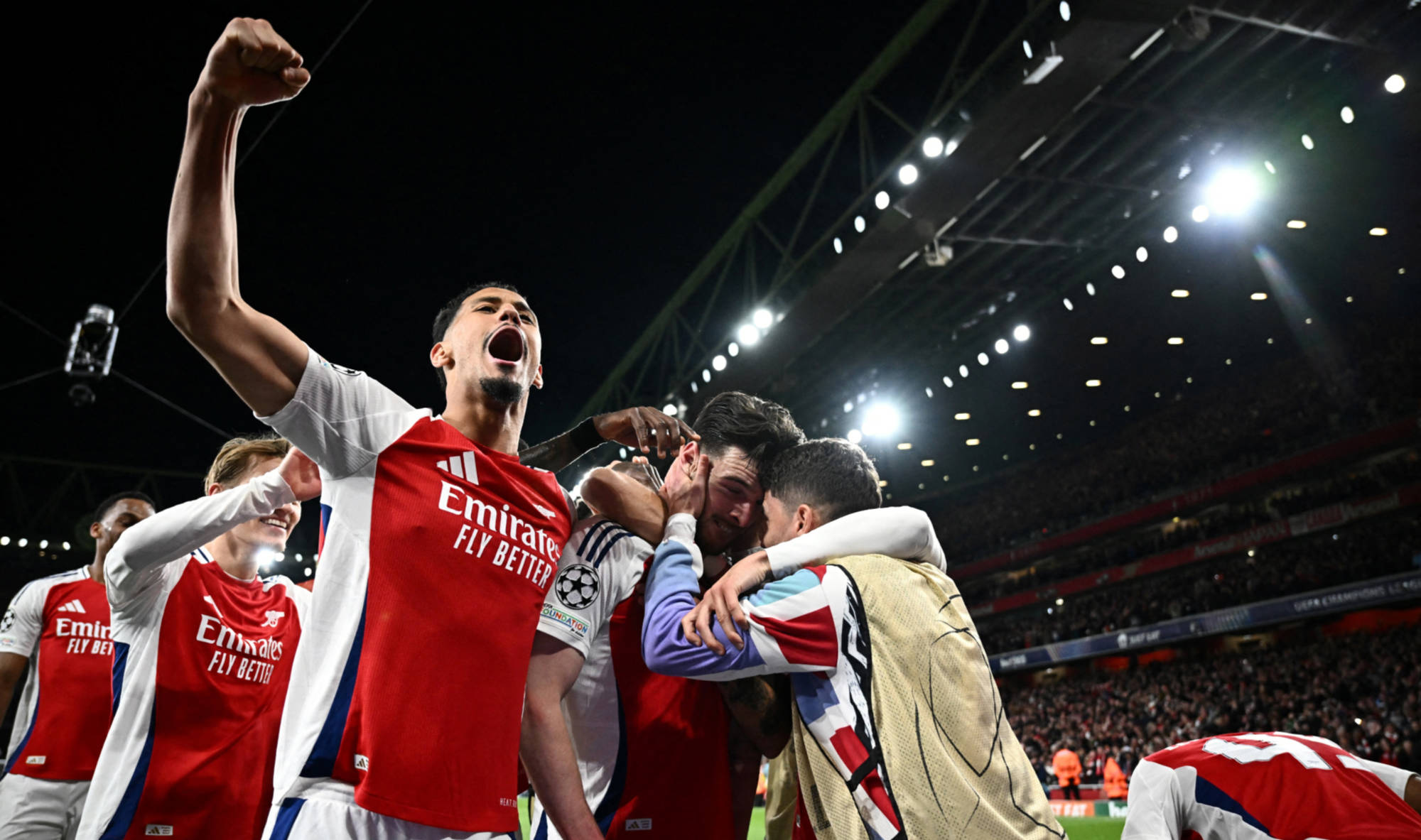 Arsenal 3-0 Real Madrid | Rice lập cú đúp siêu phẩm đá phạt, Arsenal chiếm lợi thế lớn trước trận lượt về