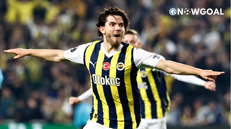 ​Man Utd to rival Arsenal, Dortmund in race for left-back?